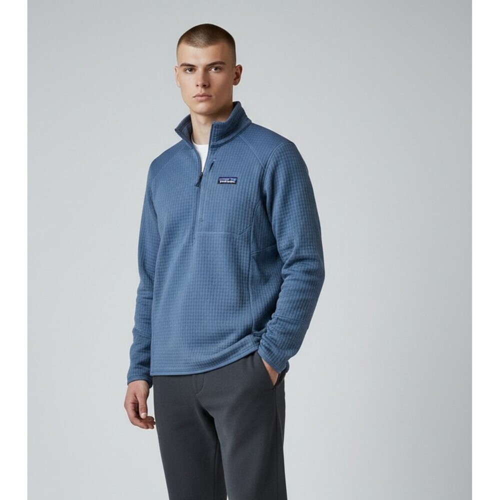 Patagonia Men's Blue Quarter-Zip Fleece Pullover